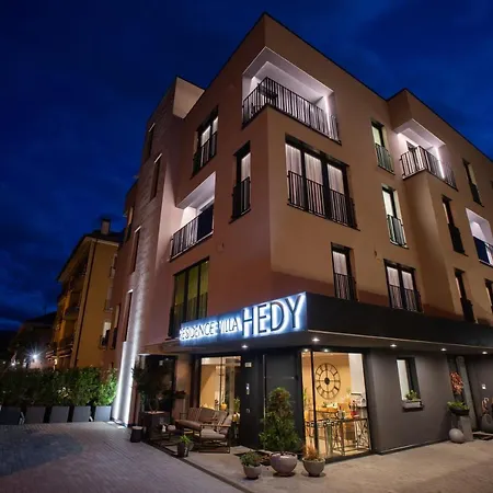 Hedy Апартаменты *