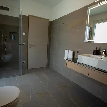 Hedy Апартаменты